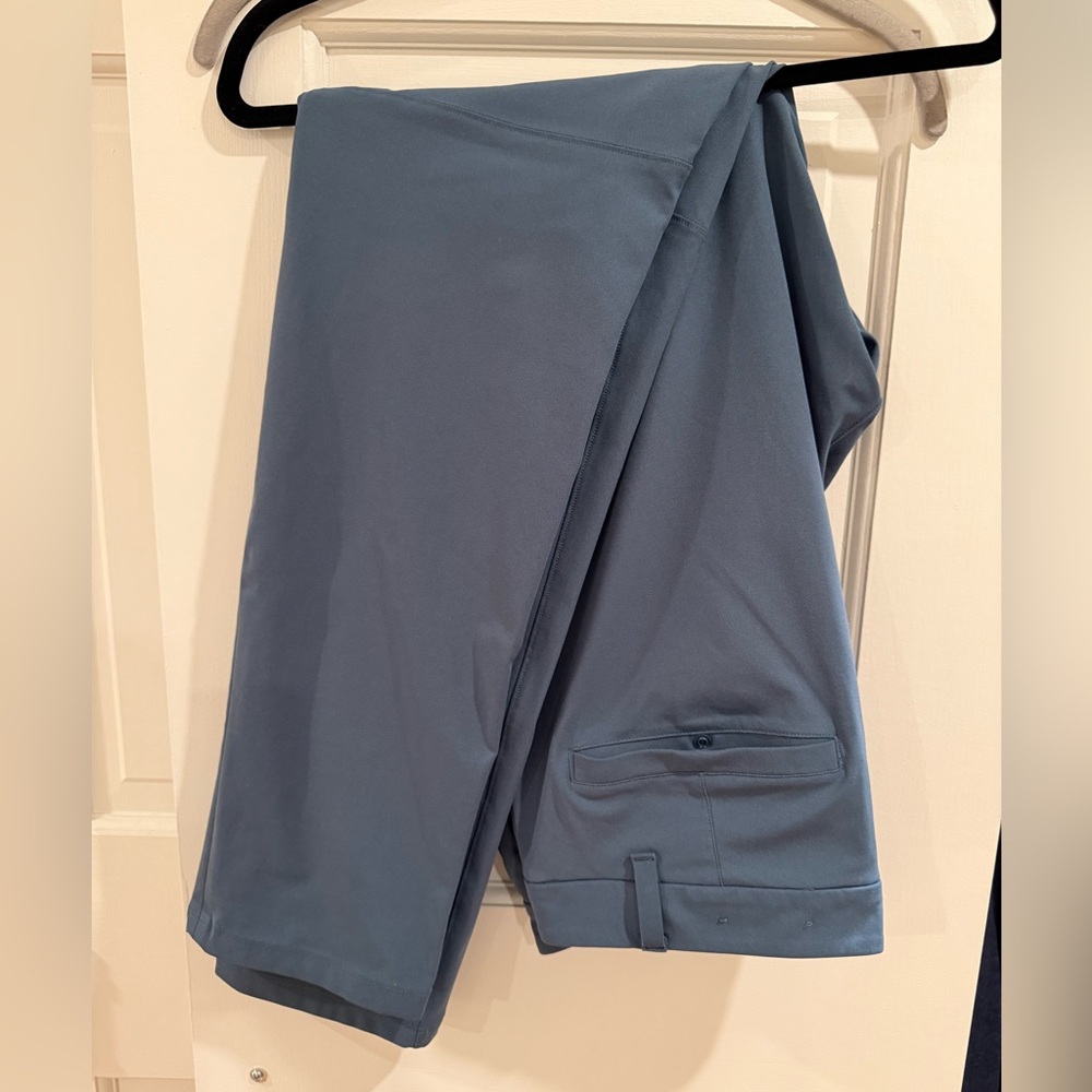 Lululemon men’s pants EUC